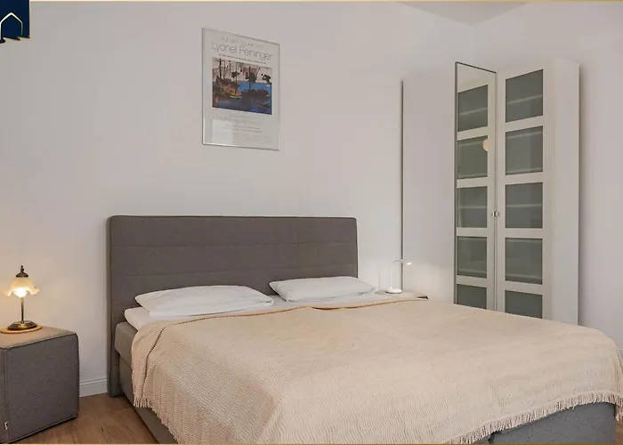 Apartment Martha 3 *